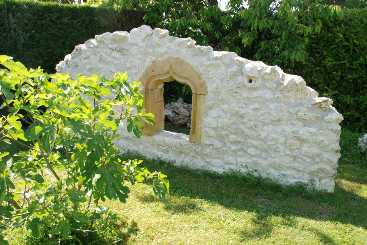 Chambre D'Hotes "Les Paturelles" Fougeres-sur-Bievre Εξωτερικό φωτογραφία