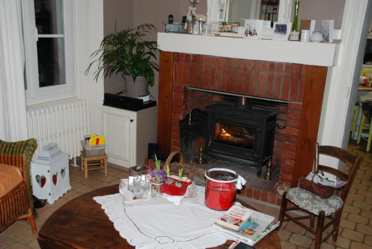 Chambre D'Hotes "Les Paturelles" Fougeres-sur-Bievre Εξωτερικό φωτογραφία